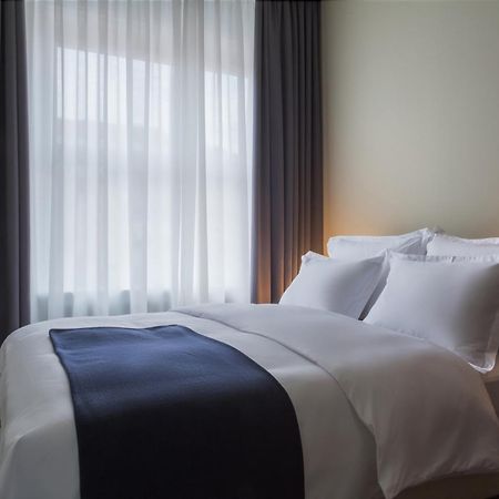 Bona Fide Main Square Designer Apartments Zagreb Room photo